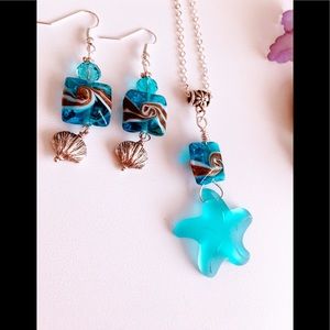 Blue starfish seaglass pendant necklace set